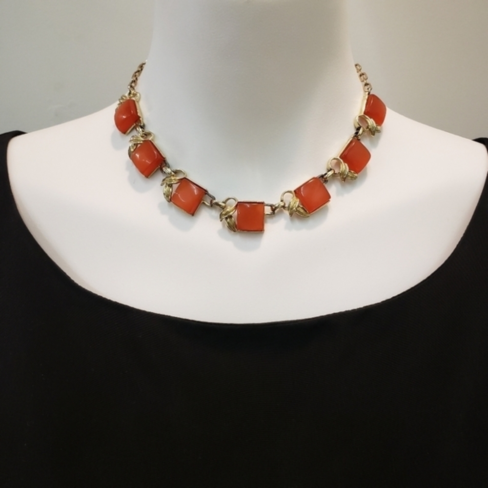 VINTAGE Coro 1950s Gold Tone Thermoset Orange Square Bead Link Necklace Collar